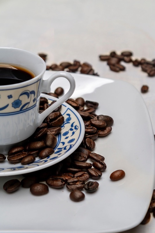 Čerstvě pražená zrnková káva Arabica