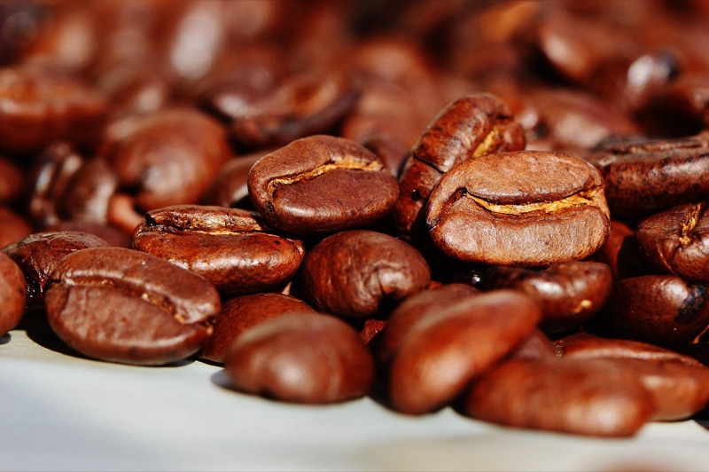 Kávové směsi arabiky a robusty pro espresso